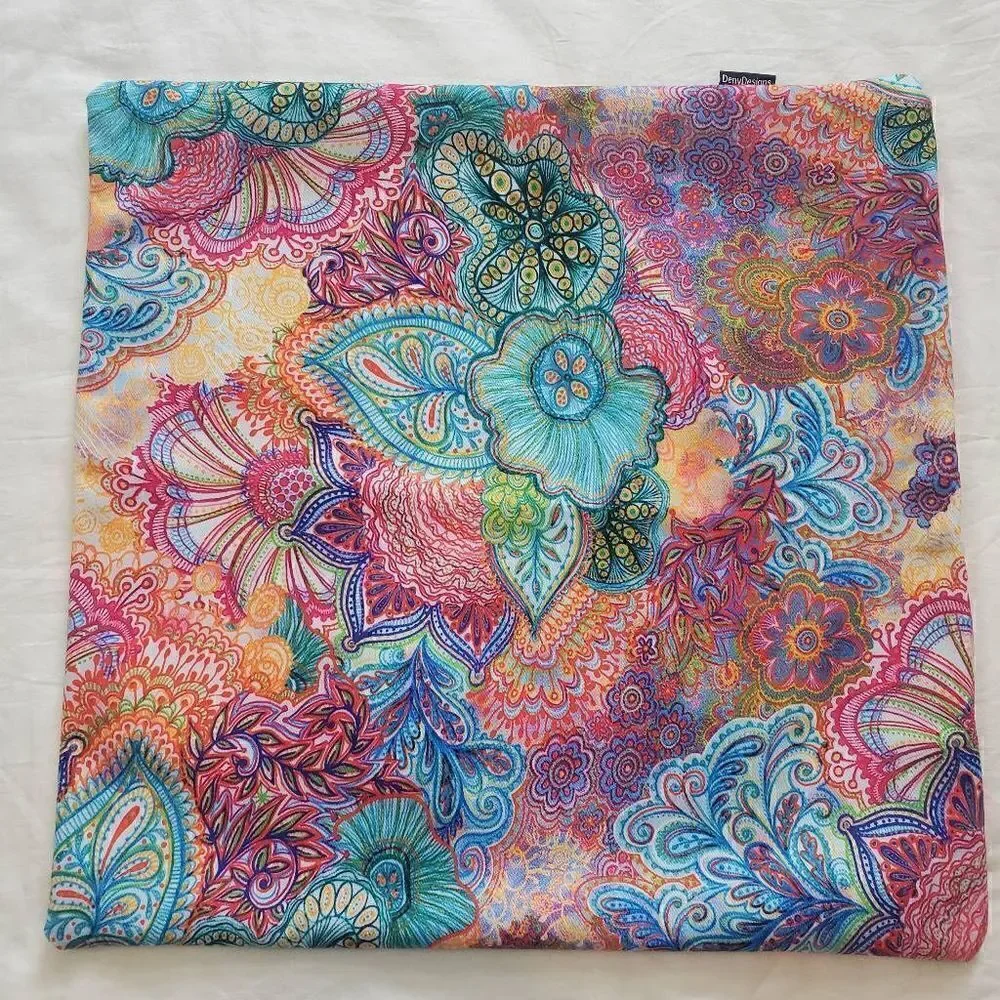 Deny Designs Stephanie Corfee Flourish Allover Two Patio Pillowcases EUC
